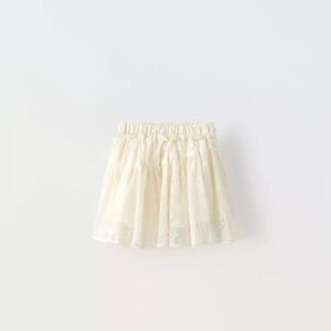 Zara FLORAL EMBROIDERED SKORT
